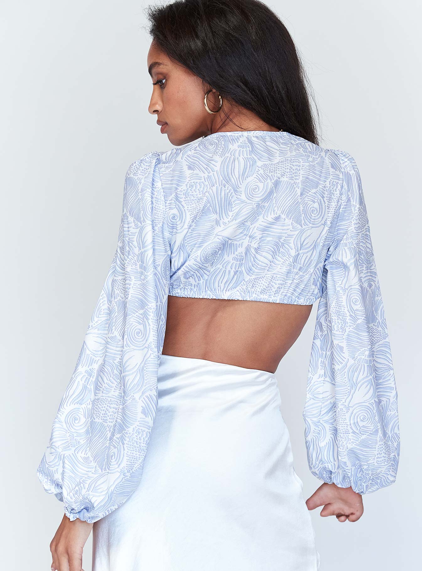 Lyric Long Sleeve Crop Top Blue - Image 4