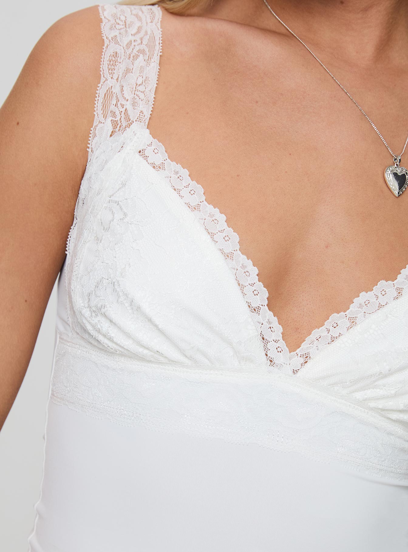 Tamarana Top White - Image 6