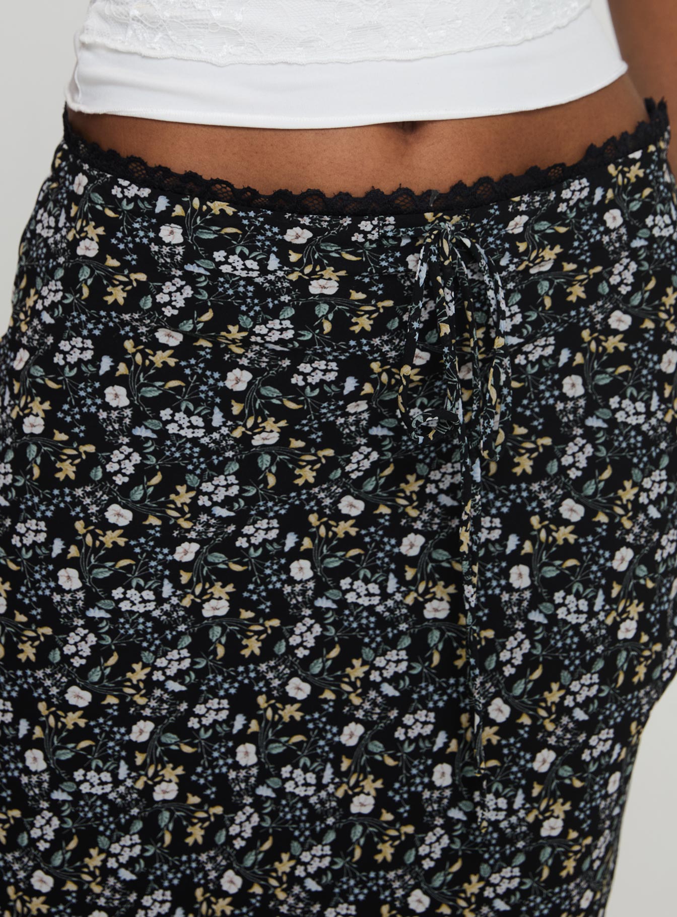 Emily Maxi Skirt Blue / Black Floral - Image 6