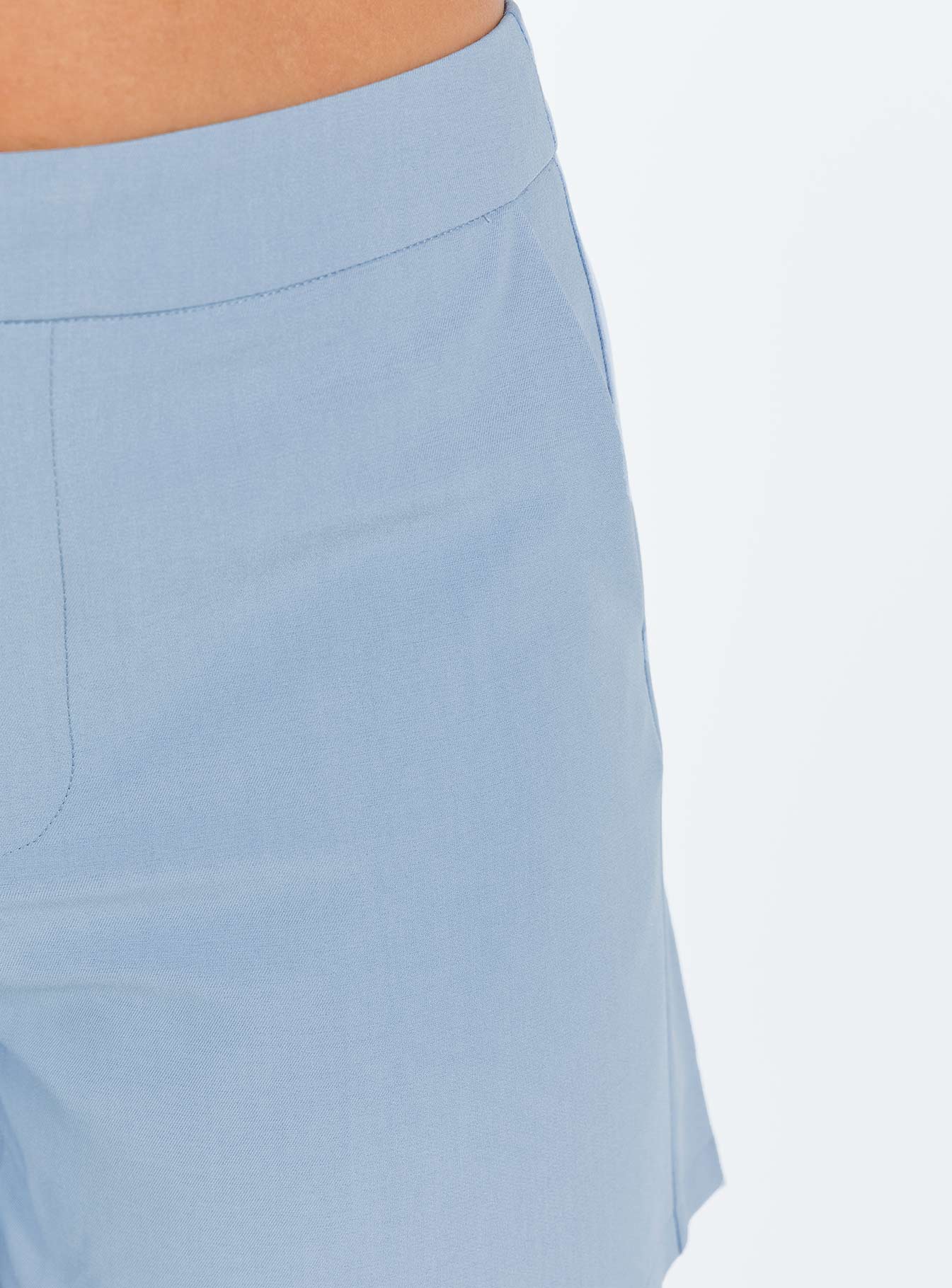 Sazan Shorts Blue - Image 5