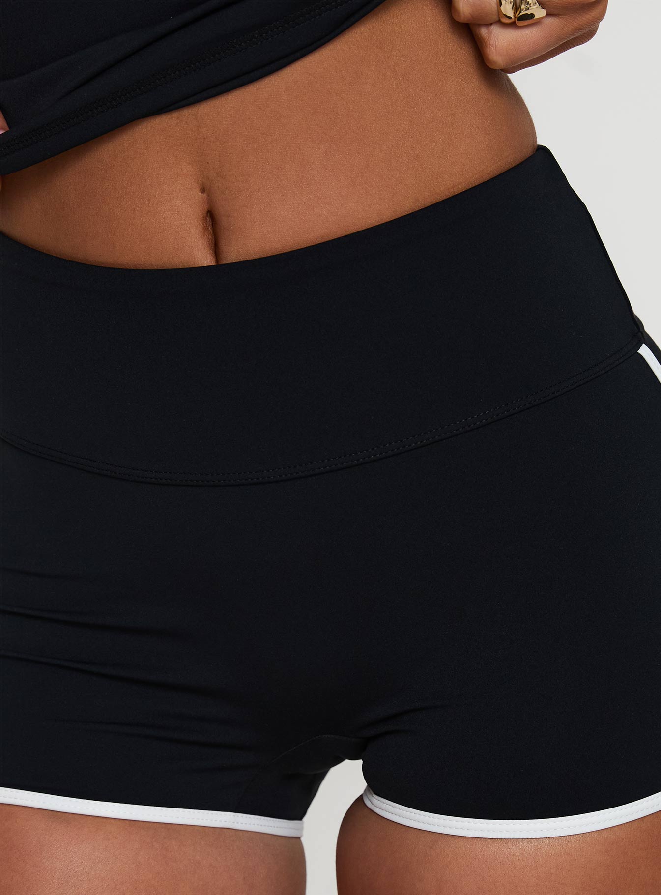 Fast Track Active Short Black - Image 6