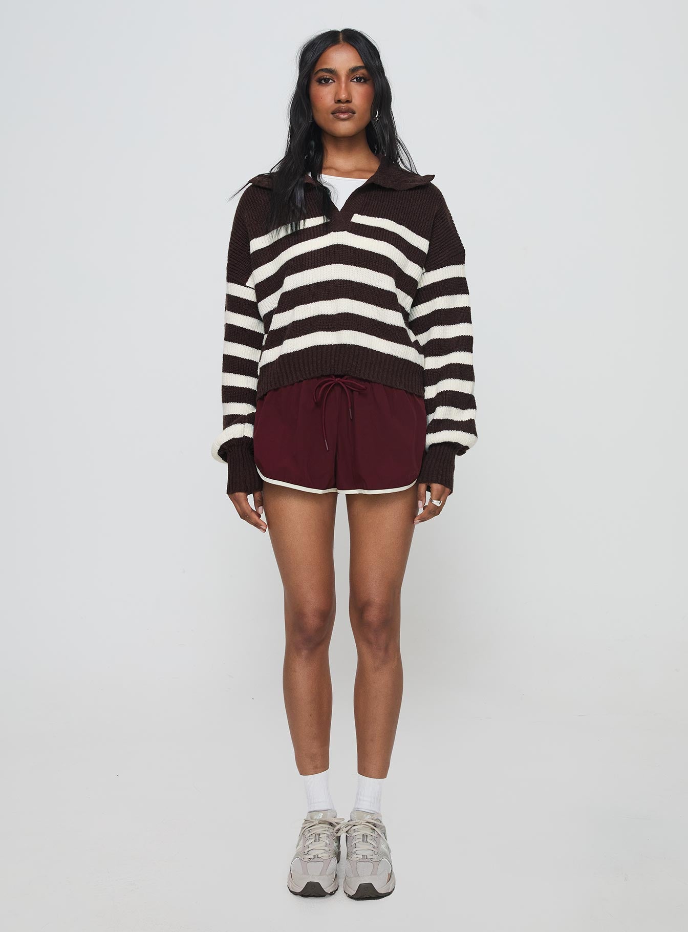 Moreton Shorts Wine - Image 9