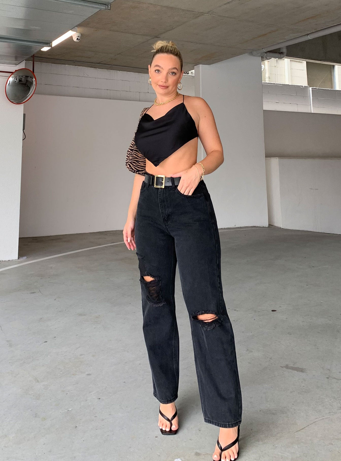 Julia Top Black - Image 15