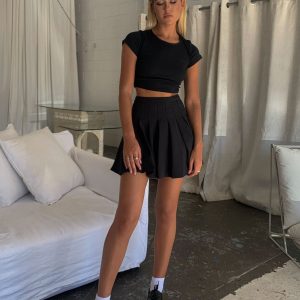 The Classic Cropped Tee Black